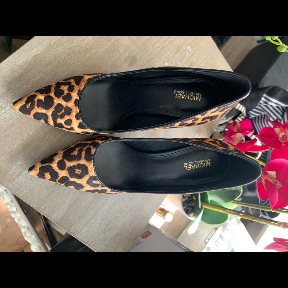 Michael Kors leopard print pumps